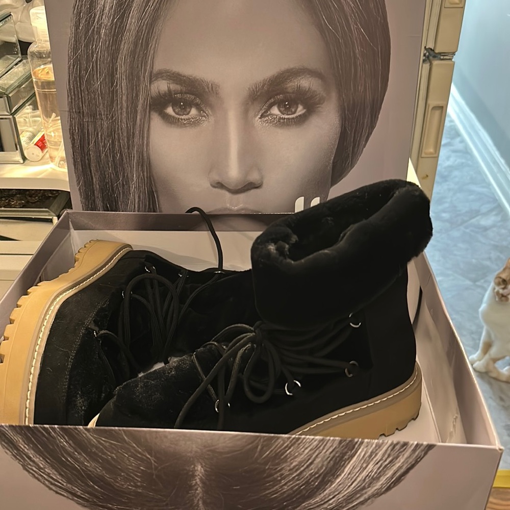 Black faux fur Boots
